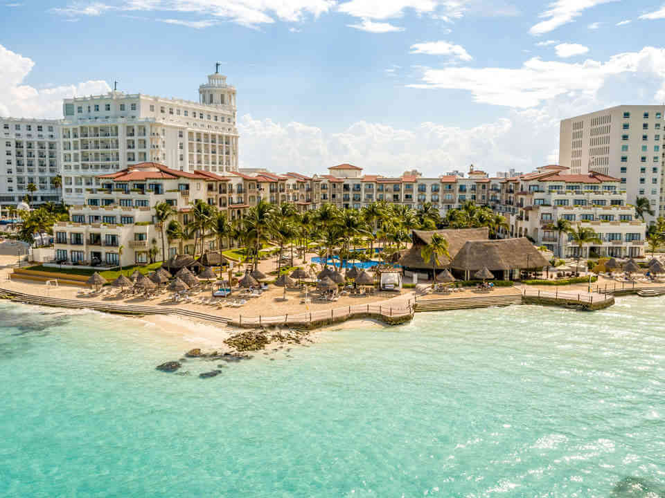 fiesta americana condesa hotel cancun