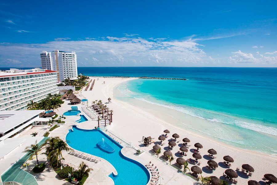 krystal cancun hotel